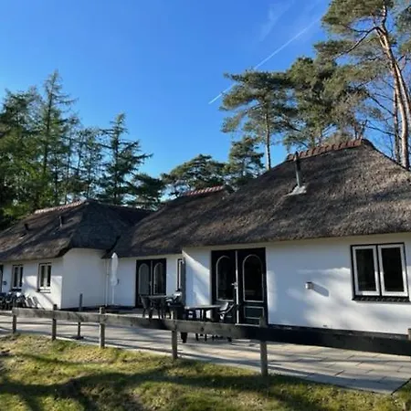 Familiehuis De Spar 度假居