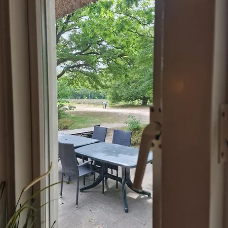 度假居 Familiehuis De Spar 欧特罗